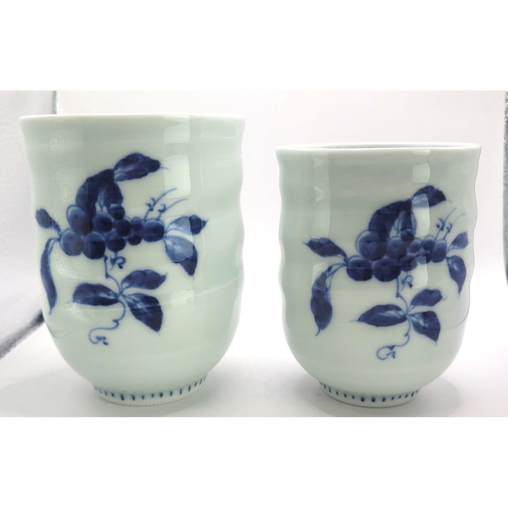 Vintage Arita Yaki Japanese Porcelain Cups Blue Grapevine Design w/Box